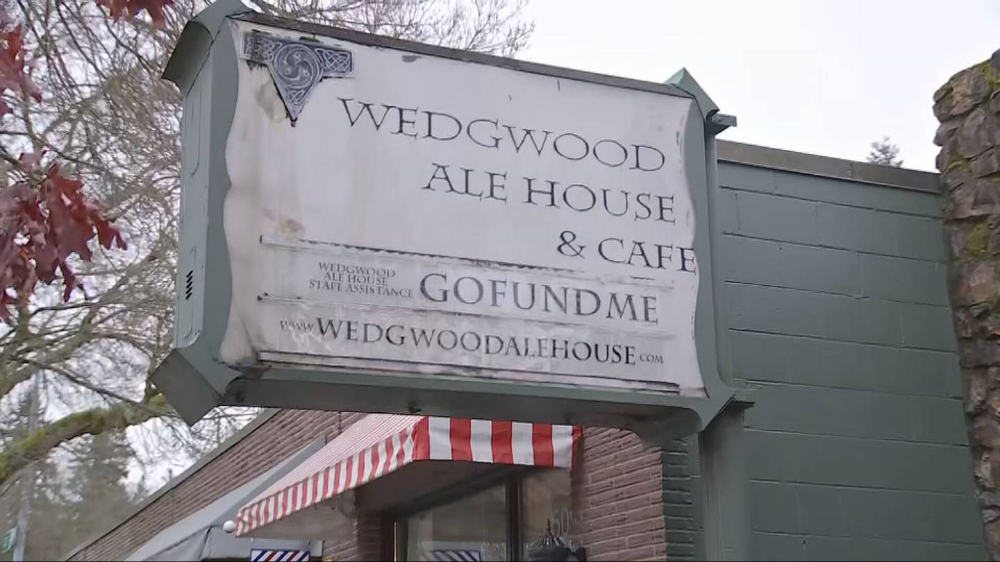 “传奇的餐厅结束了32年的经营：深受喜爱的Wedgwood餐厅关闭”