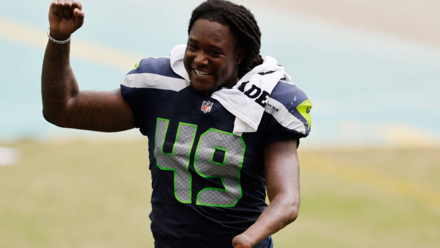 Shaquem Griffin's #49 Seahawks jersey a top 5 seller among NFL rookies –  KIRO 7 News Seattle