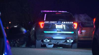 Deputies chase White Center armed robbery suspects from SeaTac to Kent