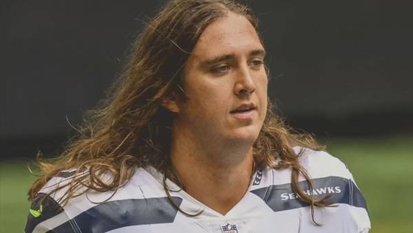 Former Seahawk appears in court, accused of removing electronic ankle monitor