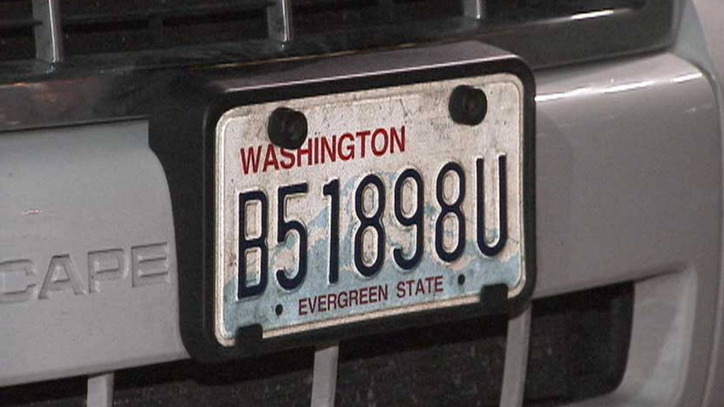 Replacing a top license plate