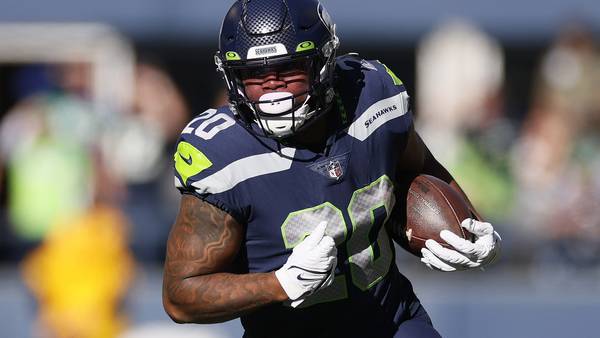 AP source: Rashaad Penny returning to Seattle on 1-year deal