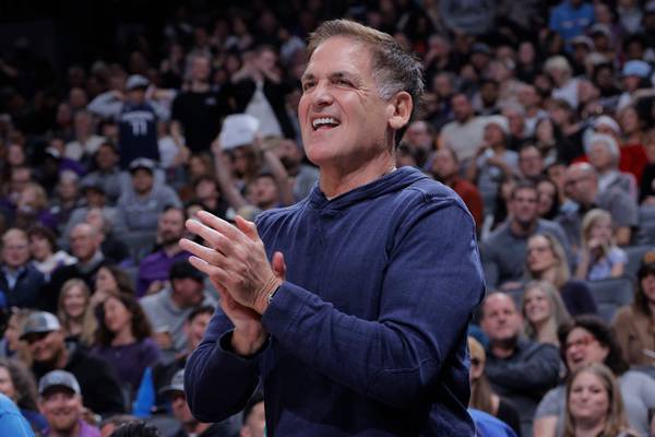 Report: Mark Cuban to sell ‘significant’  stake in Dallas Mavericks