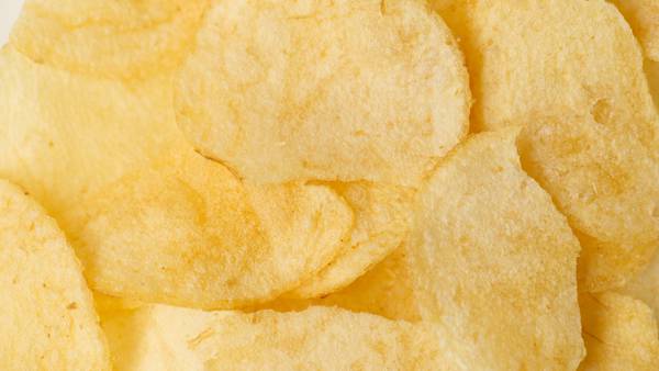 Man shot in face for refusing to share his potato chips