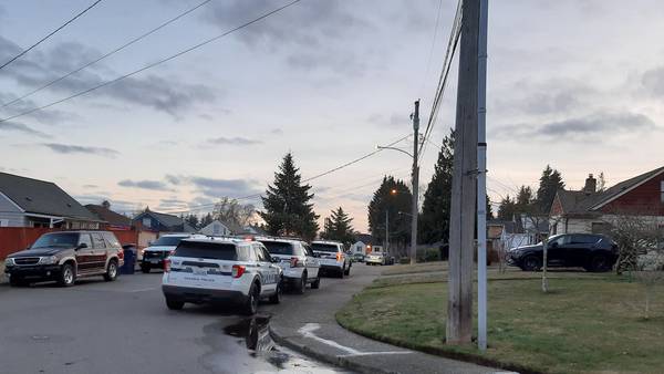 17-year-old girl arrested in shooting of woman in Tacoma