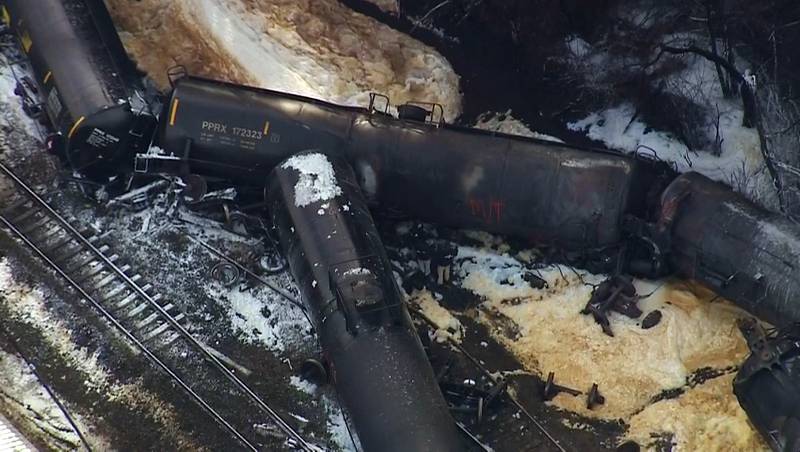 Chopper 7 over Custer oil train derailment