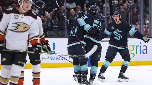 Seattle scores 3 goals in 3rd period to pull away for 4-2 win over Anaheim
