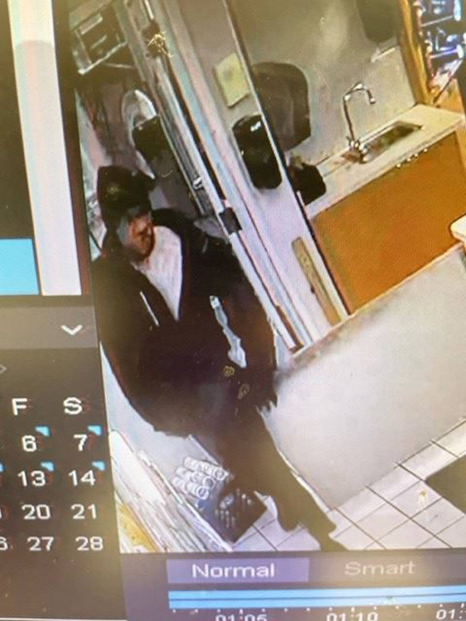 Federal Way Police Asking For Publics Help Identifying 2 Armed Robbery