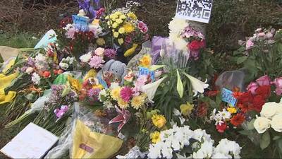 ‘They were just amazing girls,’ Renton community still hurting after fatal crash