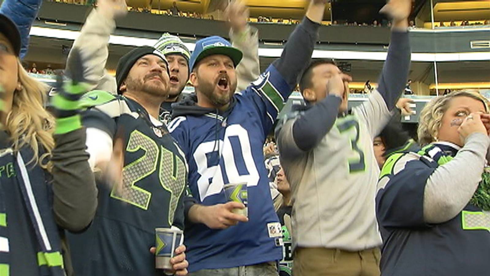 Seahawks fans line up for chance to get cheap single-game tickets – KIRO 7 News Seattle