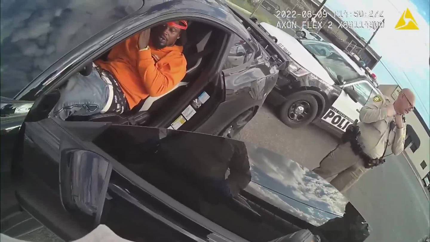 Raw Bodycam Footage Of Marshawn Lynchs Suspected Dui Arrest In Las Vegas Kiro 7 News Seattle 