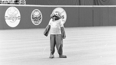 The Mariner Moose, The mascot for the Seattle Mariners roam…