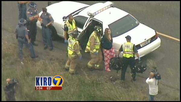 Woman in pajama pants leads police on 110 mph chase