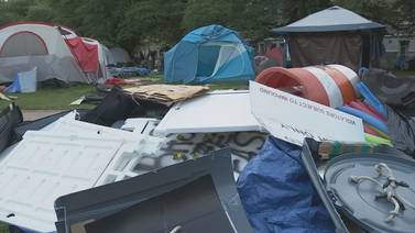 Protestors camping at UW packing up after reaching agreement