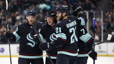 Kraken finally topple Canucks with convincing 6-1 victory