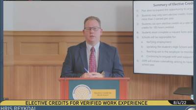 Superintendent Reykdal unveils plan allowing high schoolers to earn credit for work experience