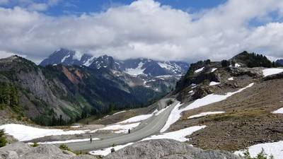 Road to Artist Point, SR 542, closed for the season