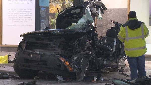 Violent crash into pole in Downtown Seattle kills 2