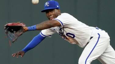 Seattle Mariners acquire utility player Samad Taylor from Kansas City Royals
