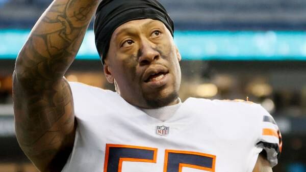 Bruce Irvin back for another reunion with Seahawks