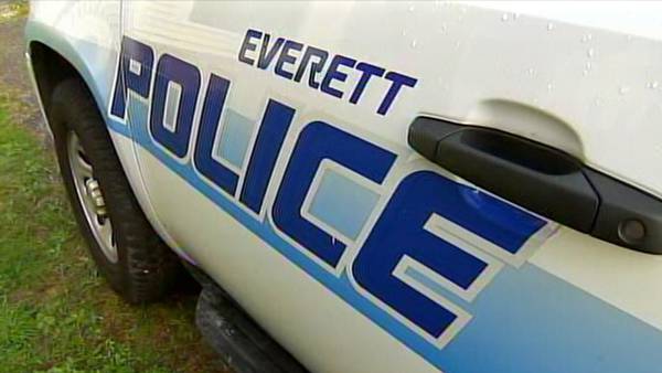 Everett police investigating after teen shot and killed at Henry M. Jackson Park