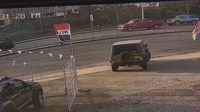 Woman accused of pretending to be customer, then stealing Jeep off Puyallup dealership lot