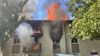 PHOTOS: Federal Way apartment fire