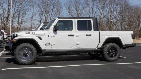 Recall alert: 38K Jeeps, Rams, others recalled; air bags may not deploy because of weld