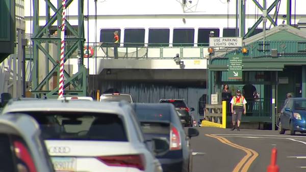 Frustrations continue with hours-long delays as Edmonds-Kingston ferry undergoes repairs