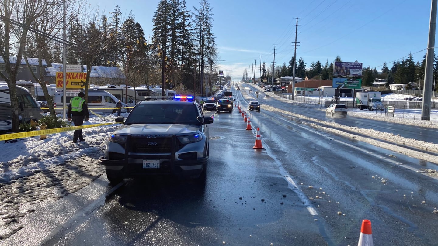 Man Killed By Car While Shoveling Snow In Everett Police Searching For Driver Kiro 7 News Seattle 4720