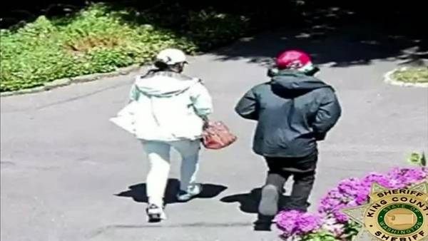 Deputies searching for suspects in trailhead burglary
