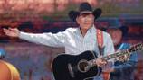George Strait breaks US concert attendance record for ticketed event