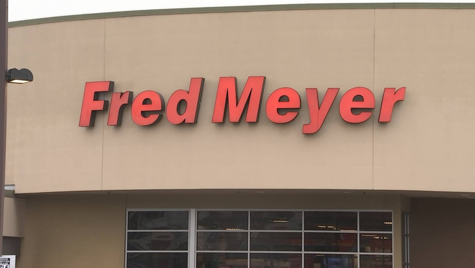 Fred Meyer, QFC to hire hundreds for Northwest stores KIRO 7 News Seattle