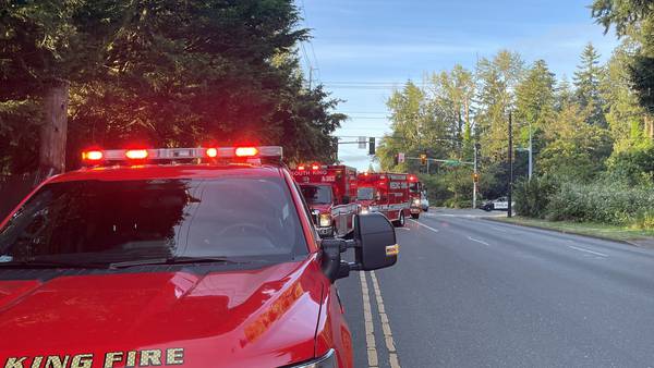Fatal crash in Federal Way causes intersection to close