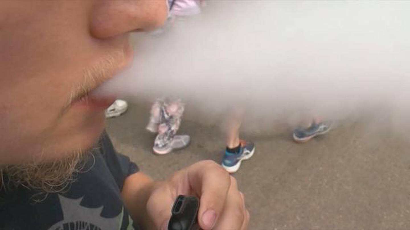 Washington State Department of Health on X: A partir del 1 de enero 2020,  la venta de tabaco y productos de vapor a personas menores de 21 años  estará prohibida por la