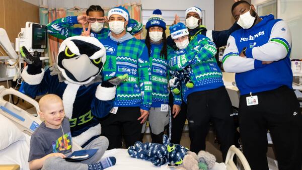 PHOTOS: Seattle Seahawks visit Seattle Children's Hospital