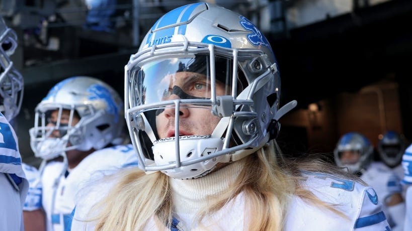 Alex Anzalone #34 of the Detroit Lions