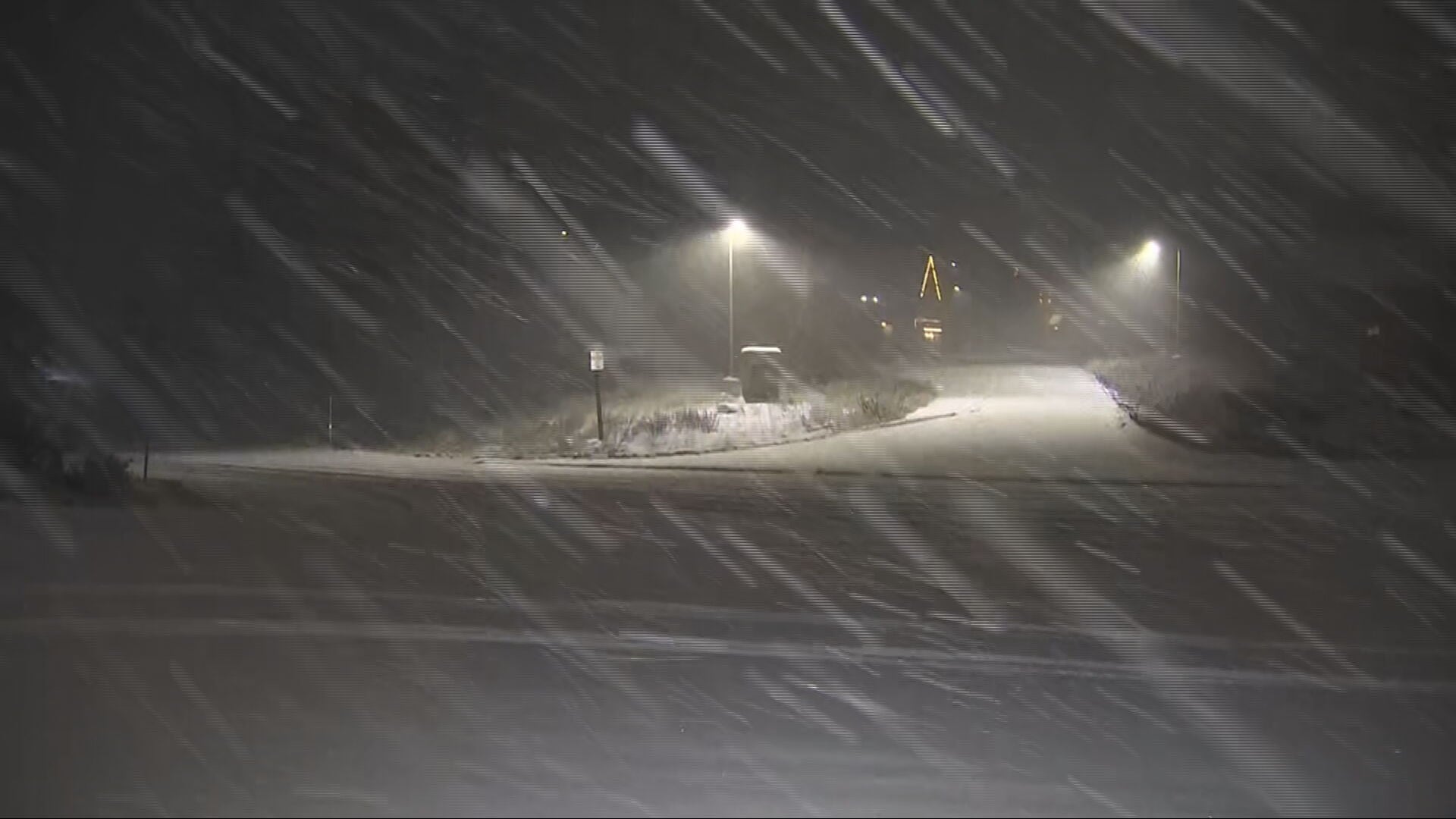 Snoqualmie Pass snow