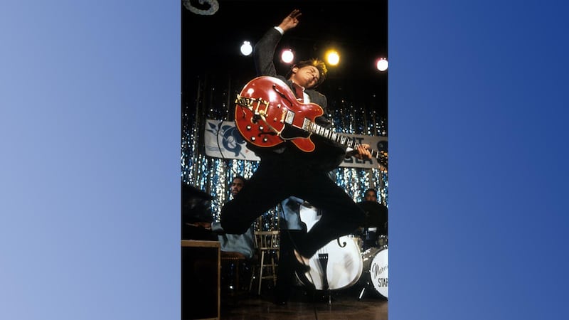 Movie mystery: Whatever happened to Marty’s ‘Back to the Future’ guitar? The search is on now