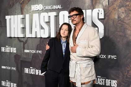 Bella Ramsey and Pedro Pascal