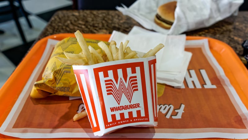 Man sues Whataburger for almost $1M over no-onion special request