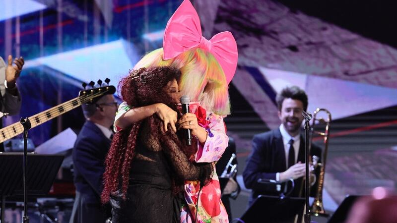 NEW YORK, NEW YORK - NOVEMBER 03: Chaka Khan and Sia  perform onstage during the 38th Annual Rock & Roll Hall Of Fame Induction Ceremony at Barclays Center on November 03, 2023 in New York City. (Photo by Theo Wargo/Getty Images for The Rock and Roll Hall of Fame )