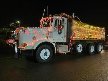 Olympia holiday light parade