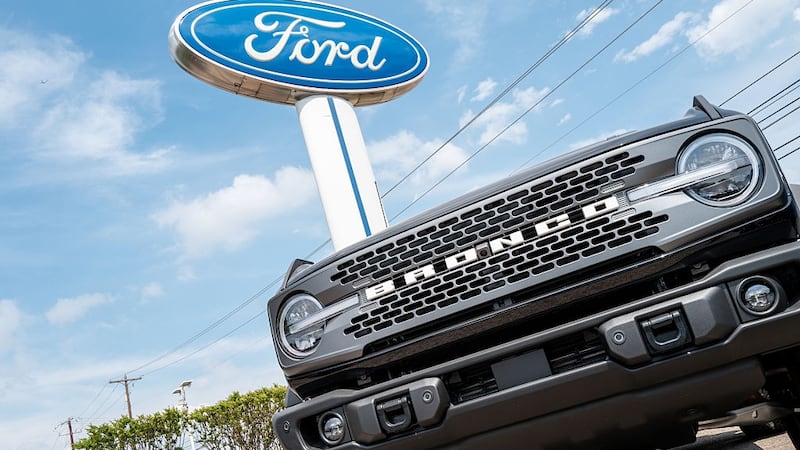 Recall alert: Ford recalls Broncos over child safety locks