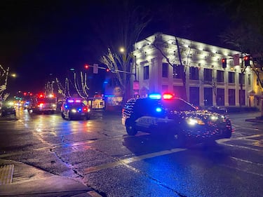 Olympia holiday light parade