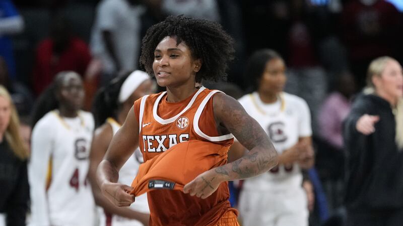 Texas jumps to No. 2 behind UConn in women's AP Top 25 after beating South Carolina and UCLA