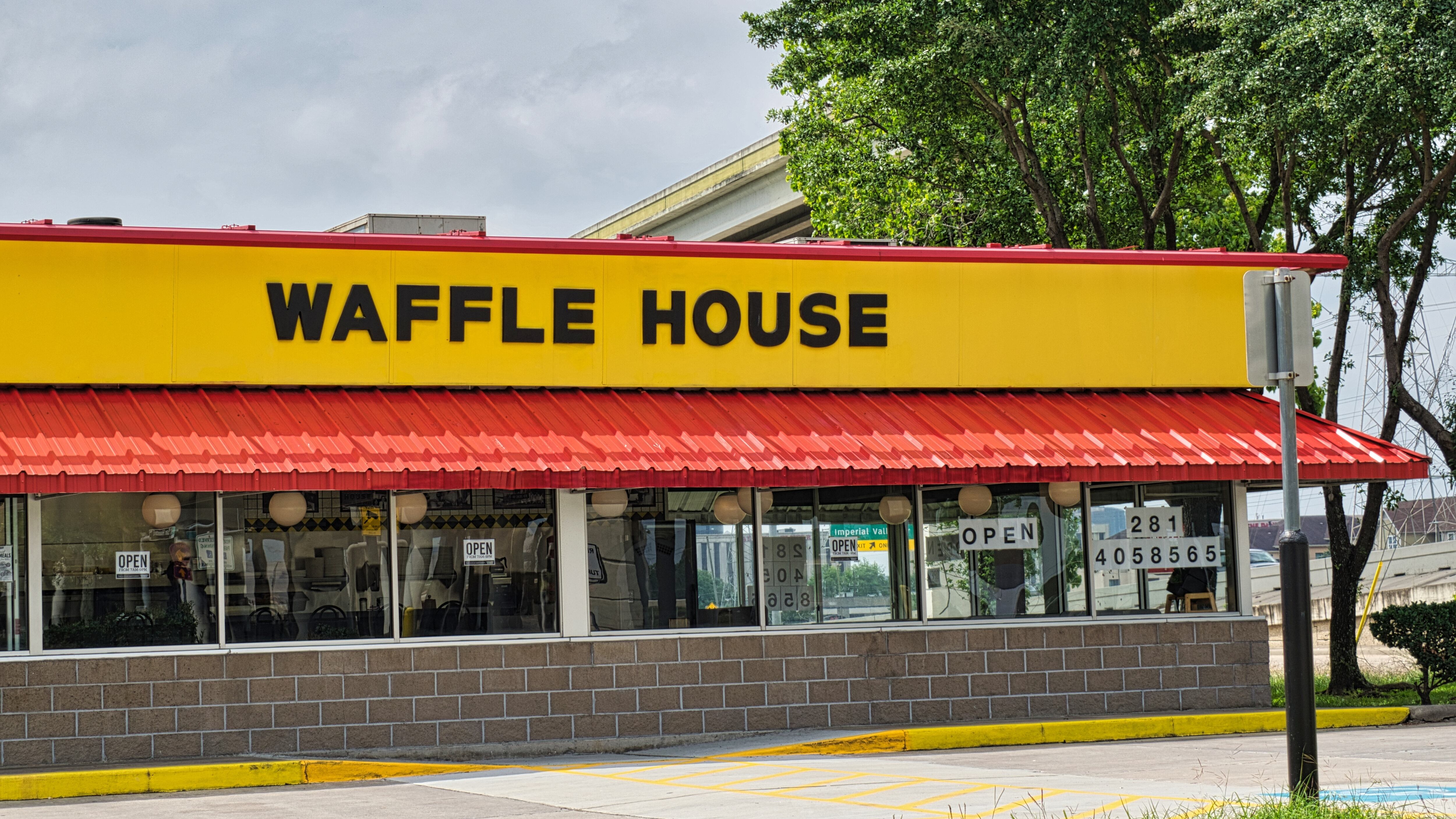 Waffle House location