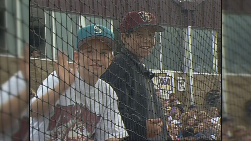 Fans at 1996 home run derby