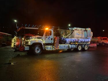 Olympia holiday light parade