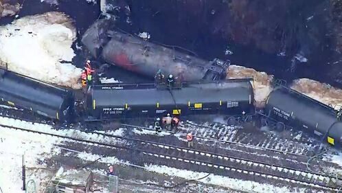 Chopper 7 over Custer oil train derailment